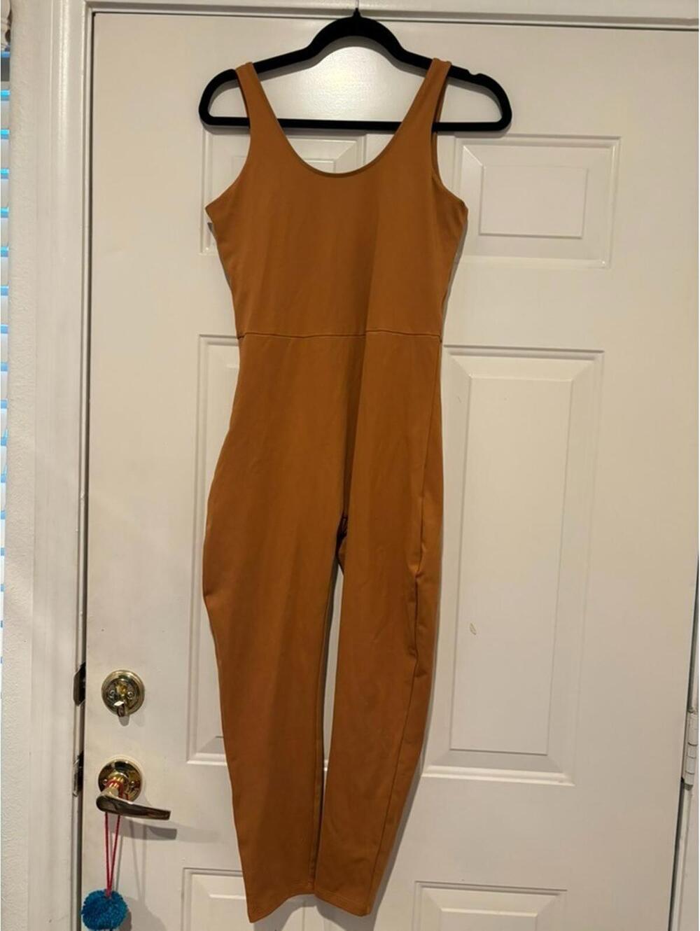 Womens Girlfriend Collection sz M gold one piece yoga #422